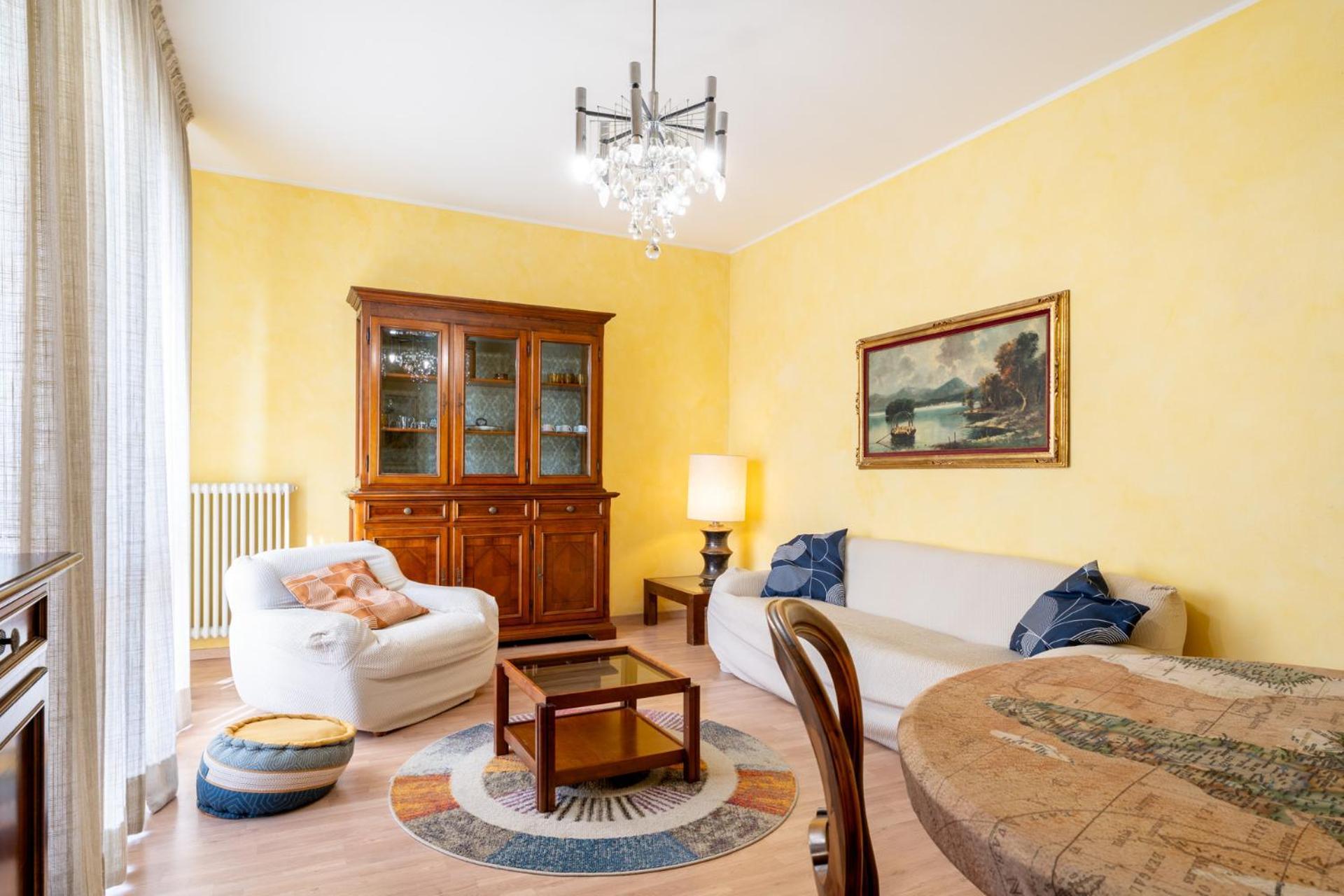 Spacious Apartment At Como Lake แมนเดลโล เดล ลาริโอ ภายนอก รูปภาพ